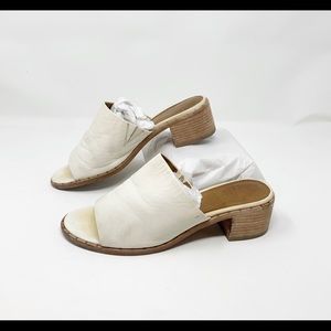 Frye Cindy Mule Slide Cream Open Toe sandal 7.5